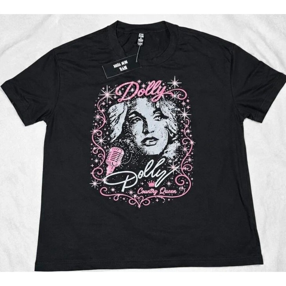 Dolly Parton Country Queen Black Graphic T-Shirt Pink Western Women’s Tee